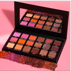 KAB Cosmetics Day + Night Eyeshadow Palette